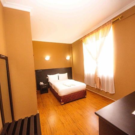 Panone Hotel Boma Boma la Ngombe Eksteriør billede