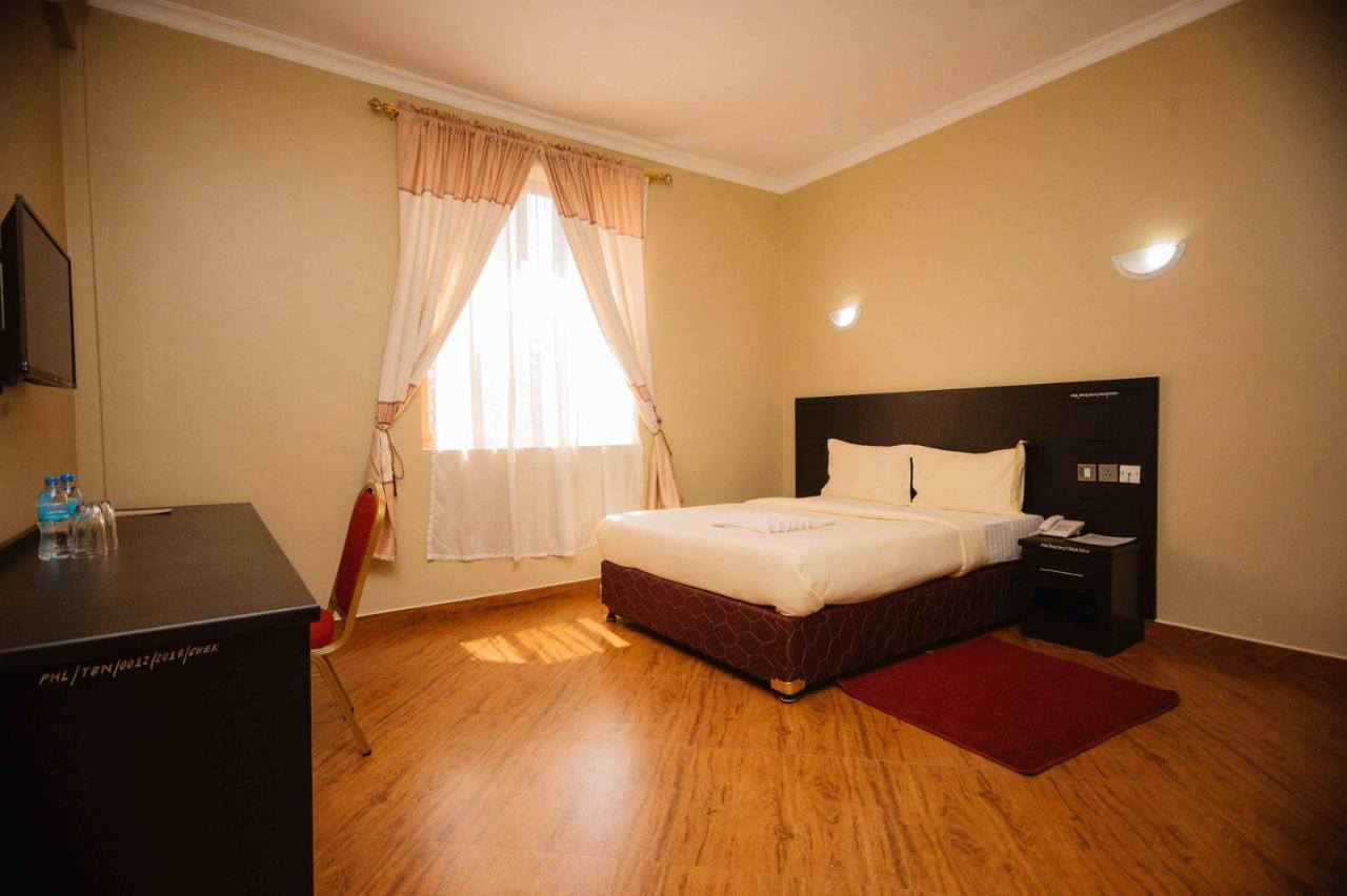 Panone Hotel Boma Boma la Ngombe Eksteriør billede