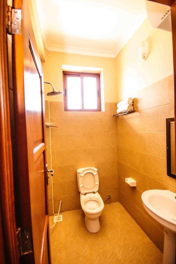 Panone Hotel Boma Boma la Ngombe Eksteriør billede