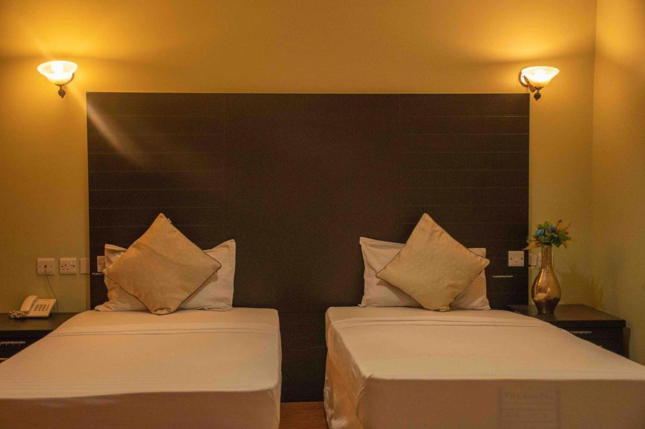 Panone Hotel Boma Boma la Ngombe Eksteriør billede