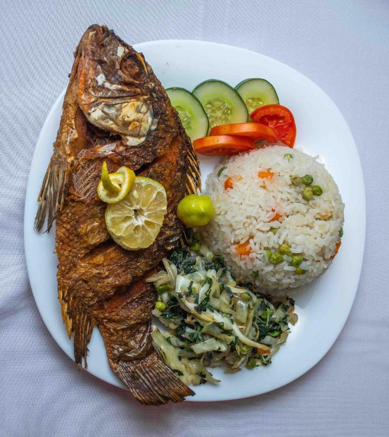 Panone Hotel Boma Boma la Ngombe Eksteriør billede