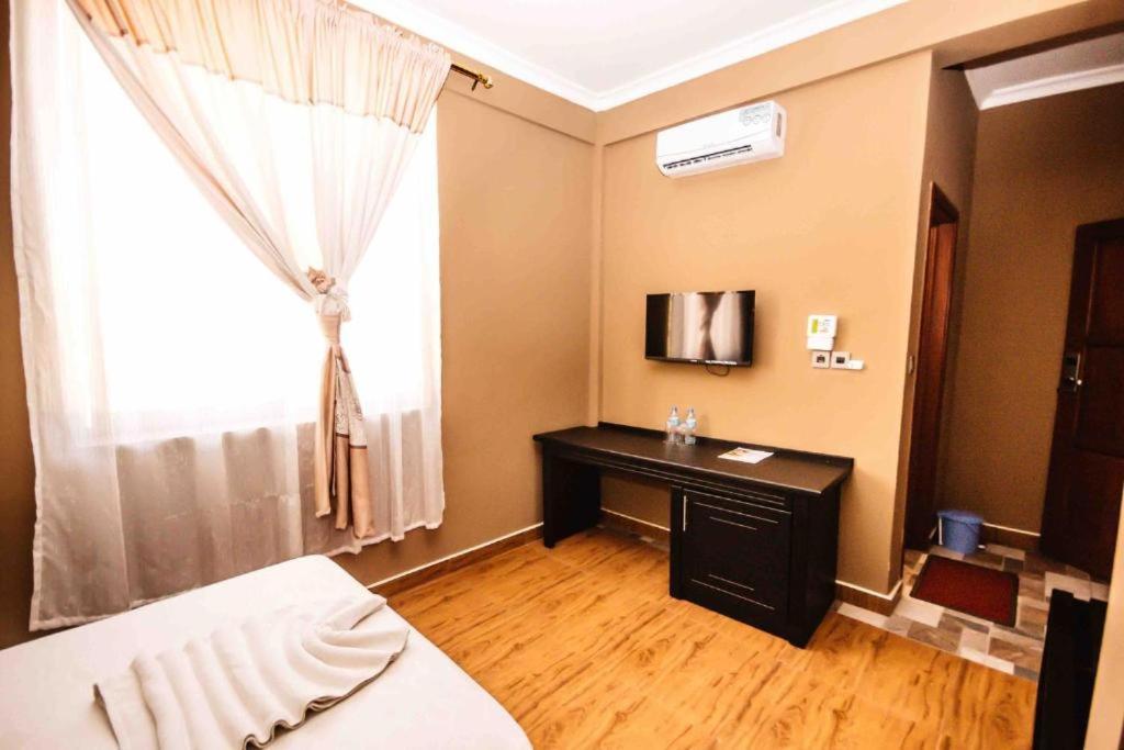 Panone Hotel Boma Boma la Ngombe Eksteriør billede
